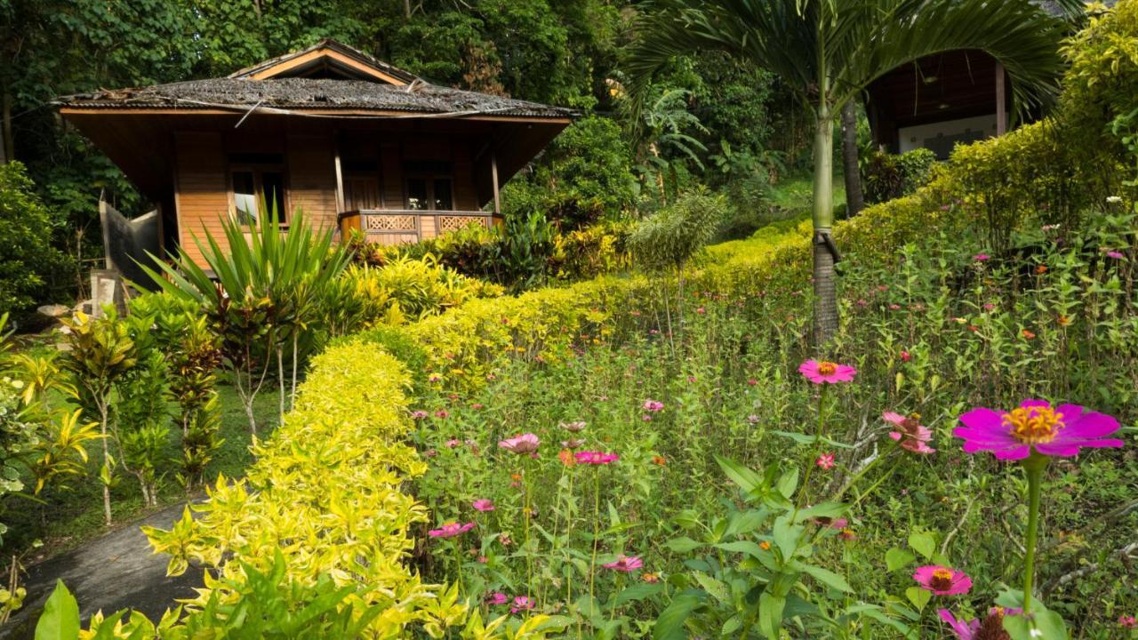 K2 Lembeh Dive Resort Bitung Eksteriør bilde